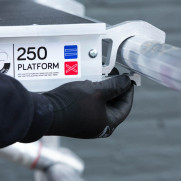 Rusztowanie Euroscaffold Basic aluminiowe jezdne 0,75 x 250