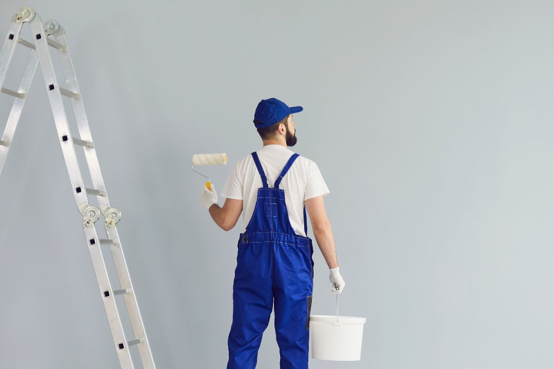 Drabina teleskopowa czy przegubowa? Najlepszy wybór dla ekip budowlanych Drabina teleskopowa czy przegubowa? Najlepszy wybór dla ekip budowlanych